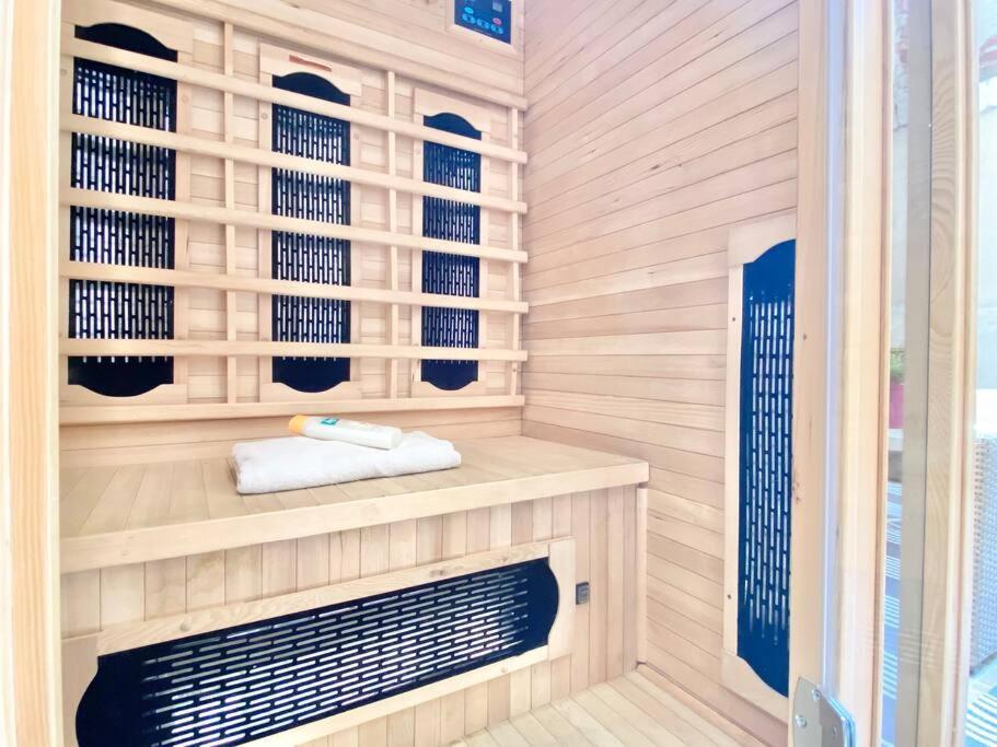 Stay Cool! Apartment With Sauna And Private Garden Budapeşte Dış mekan fotoğraf
